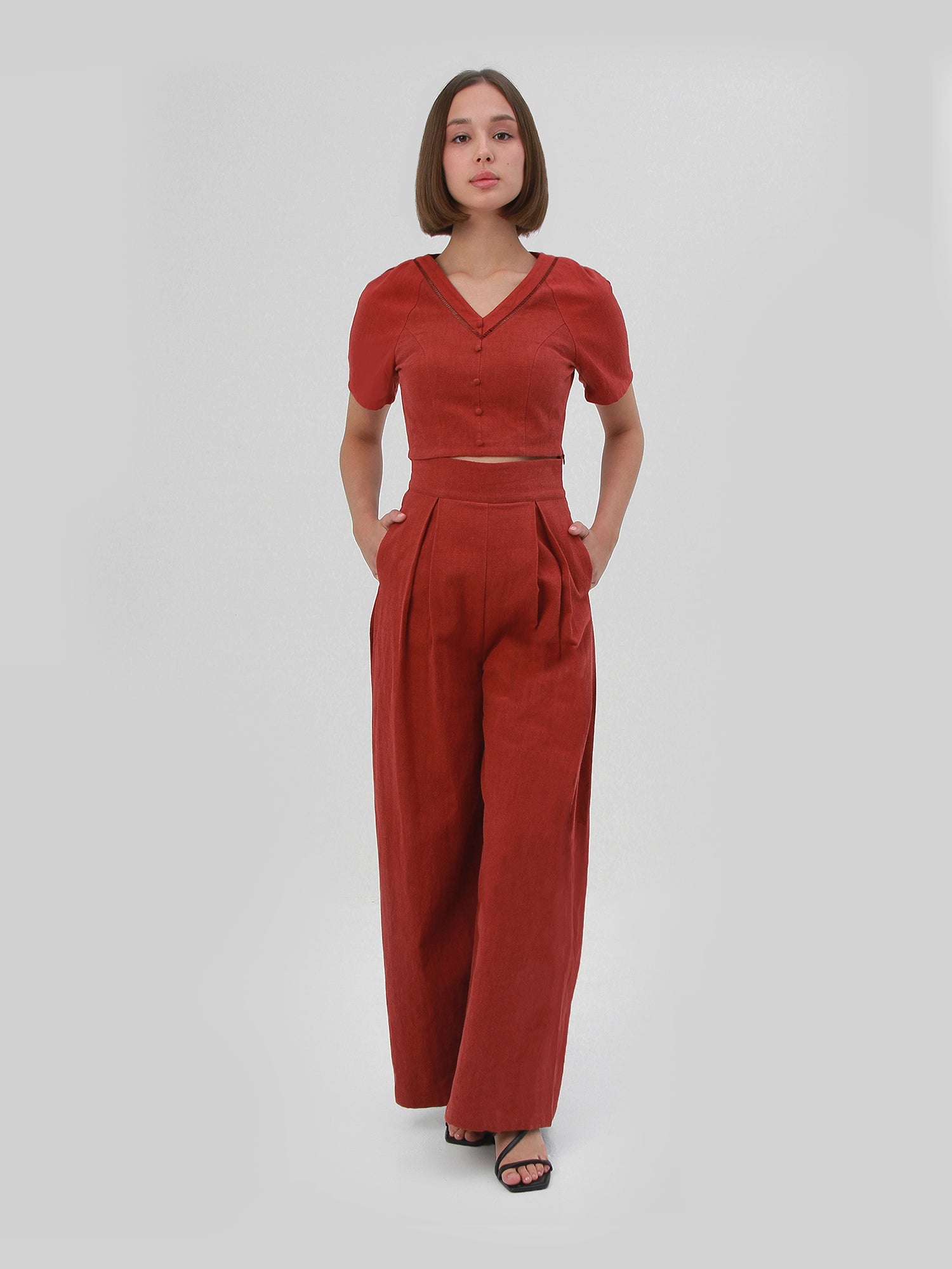 Luna Cropped Top