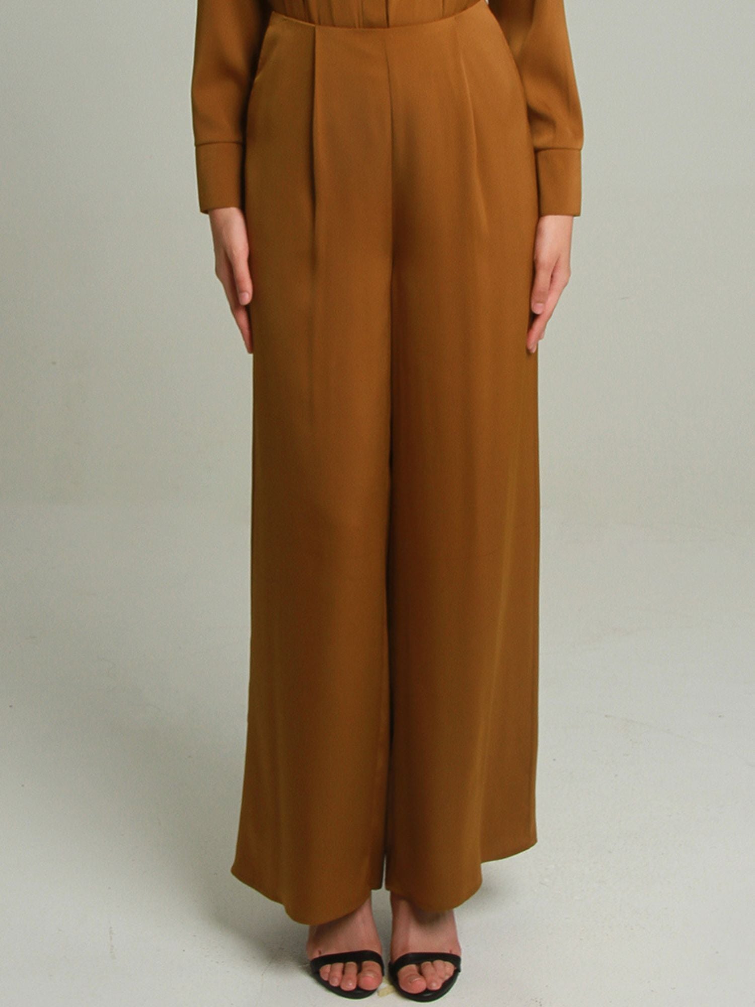Laria Wide Leg Trousers