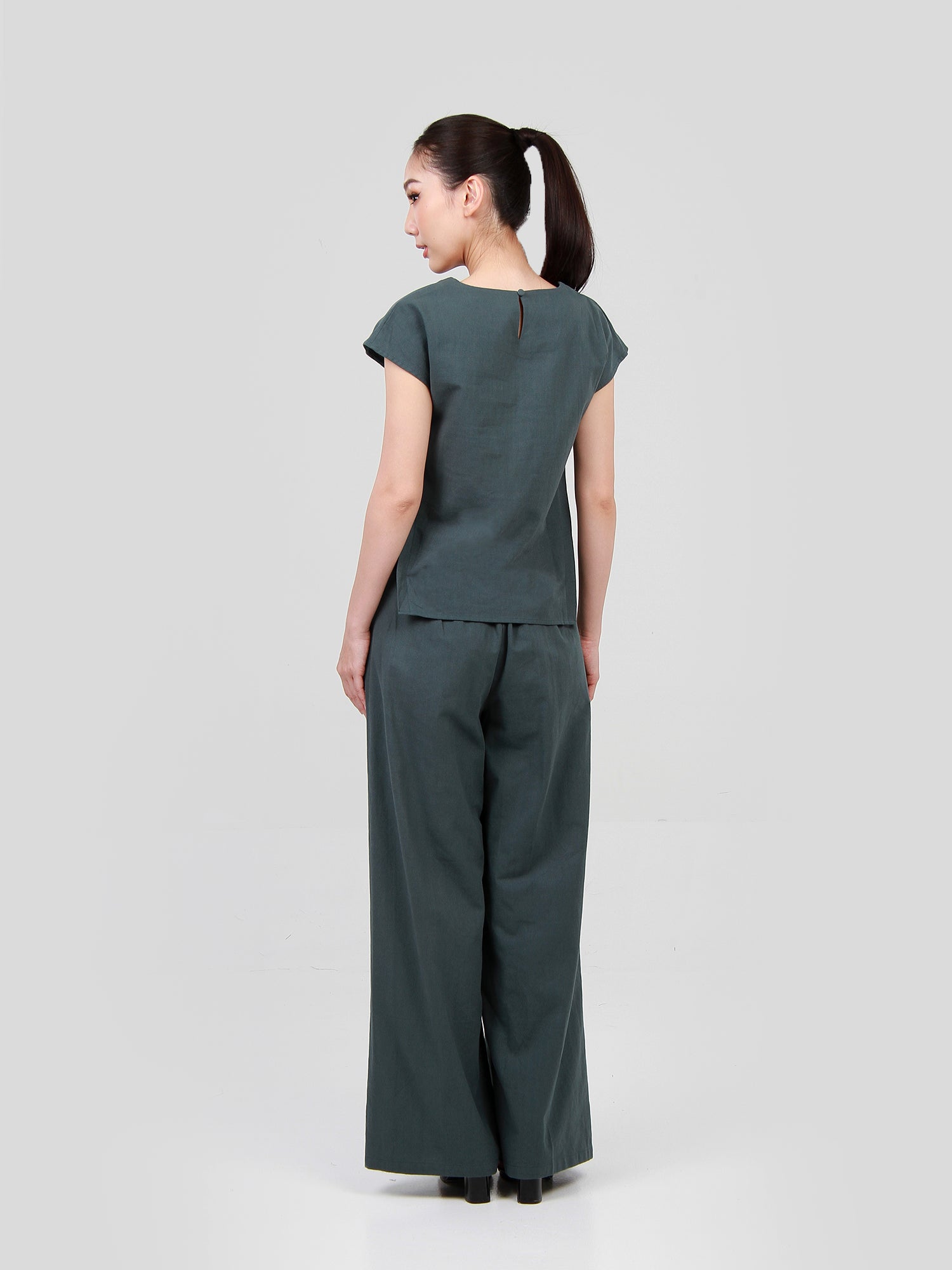 Alexa Ramie Box-Cut Top