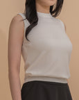 Basic Sleeveless Knit Top