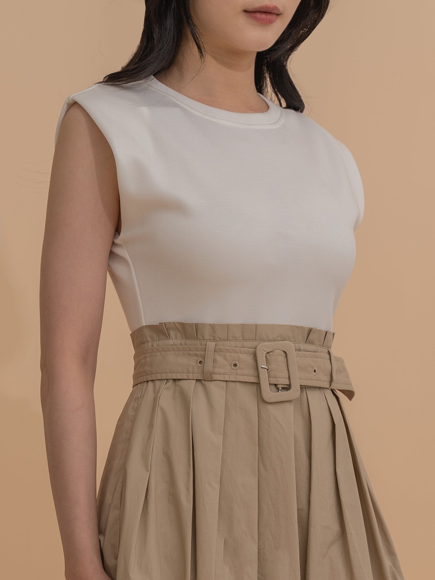 Colorblock Pleated Belted Dress