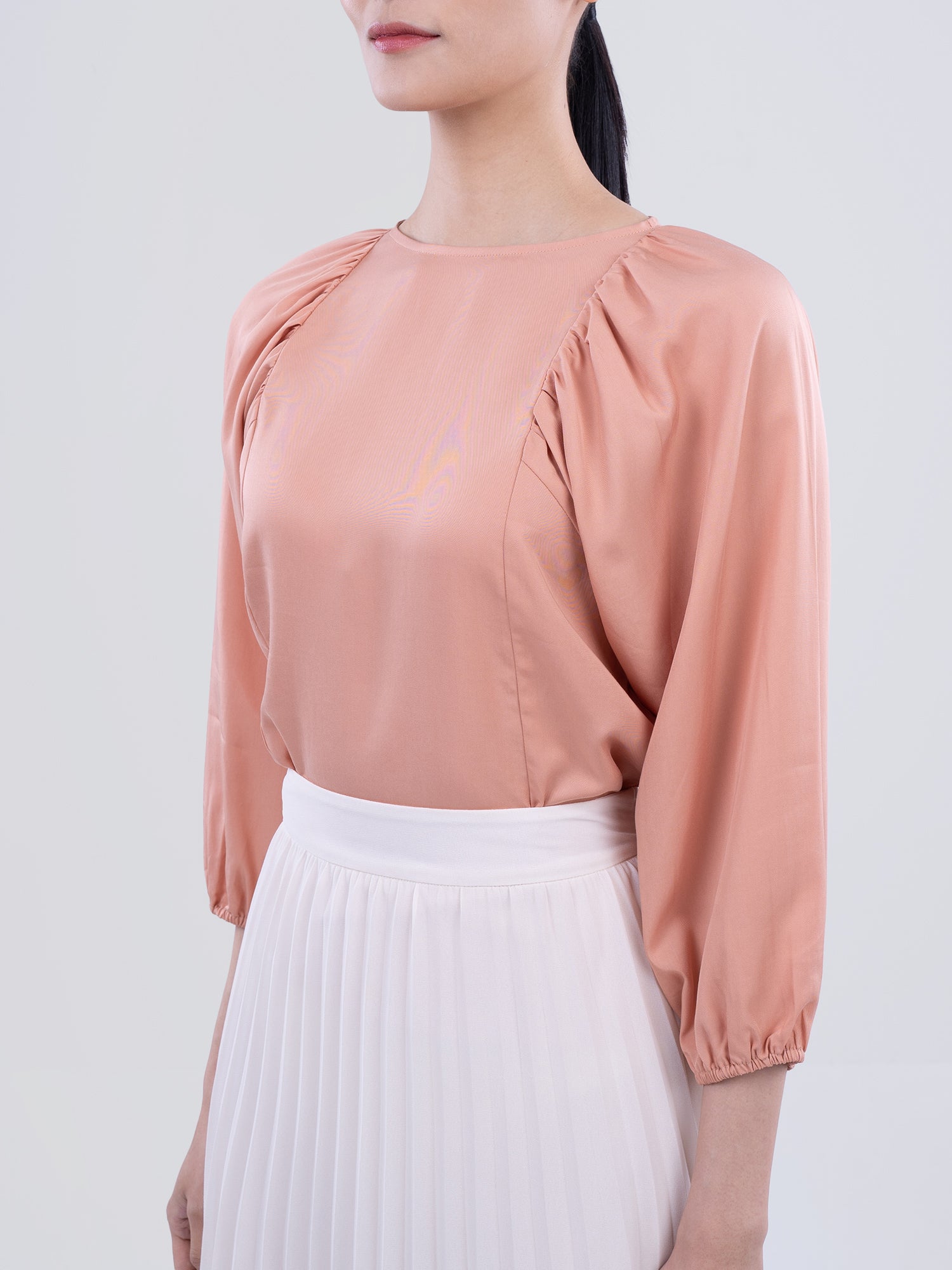 Crane Raglan Sleeve Blouse