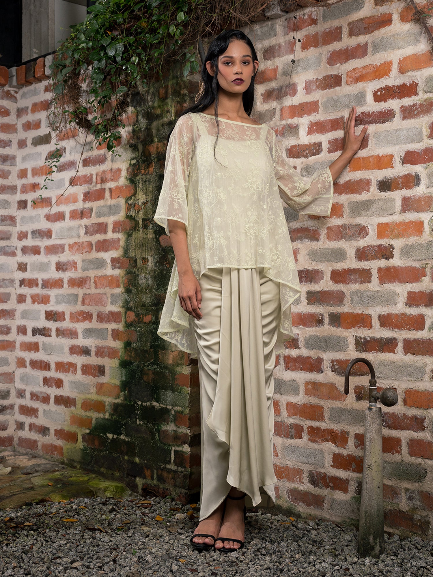 Zaharah Kebarung Set