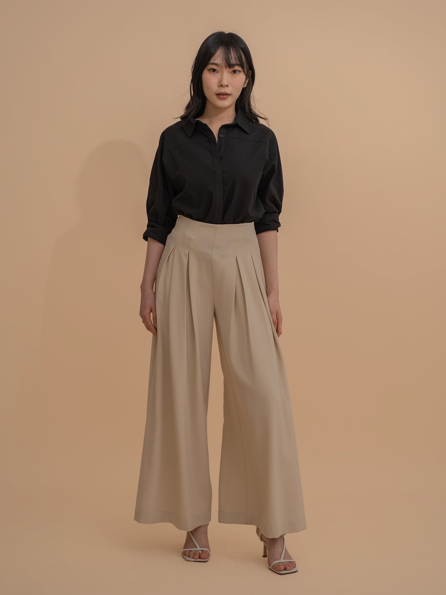 Pleated Wide-Leg Trousers