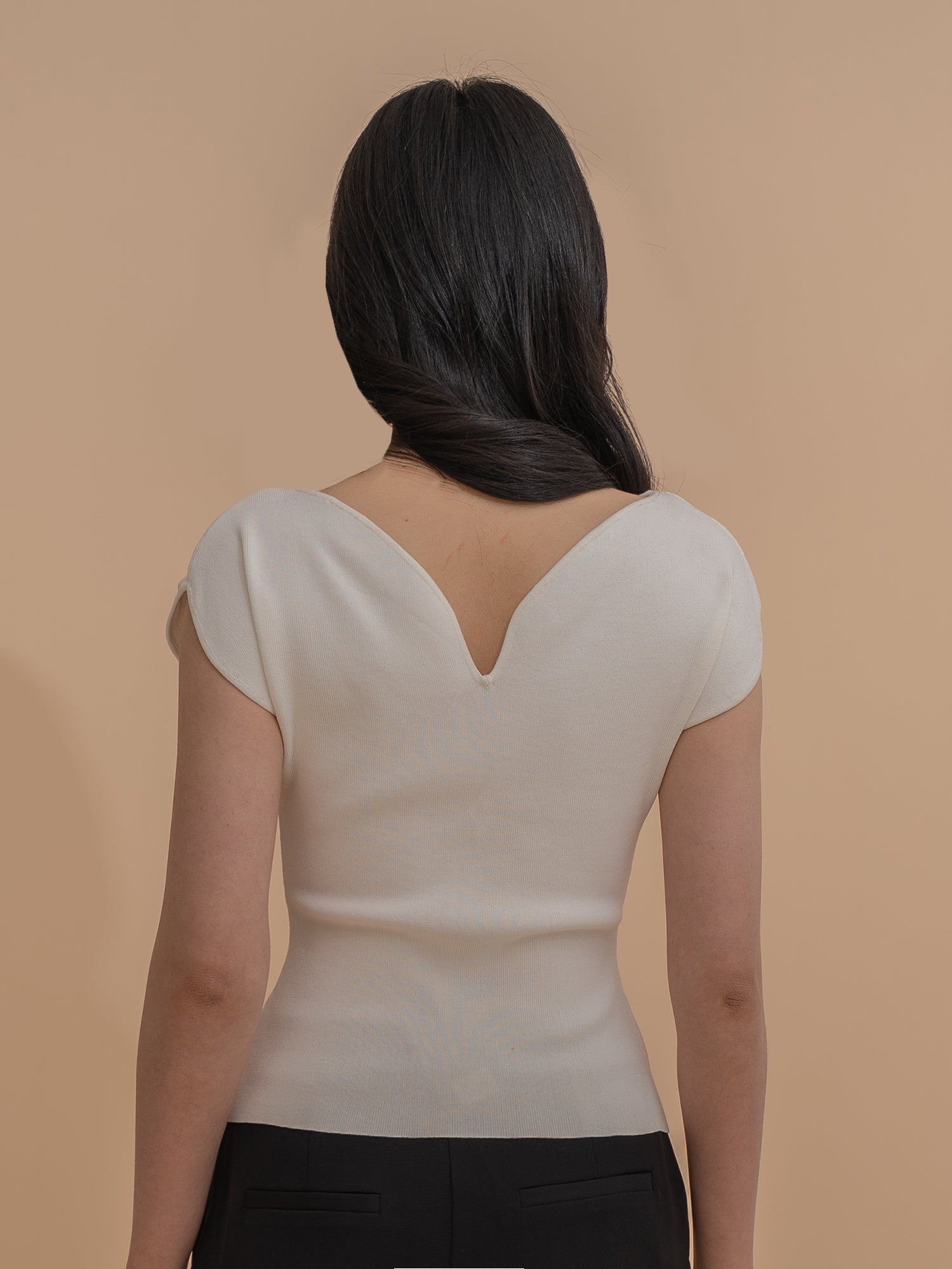 Heart-shape Collar Fitted Knit Top
