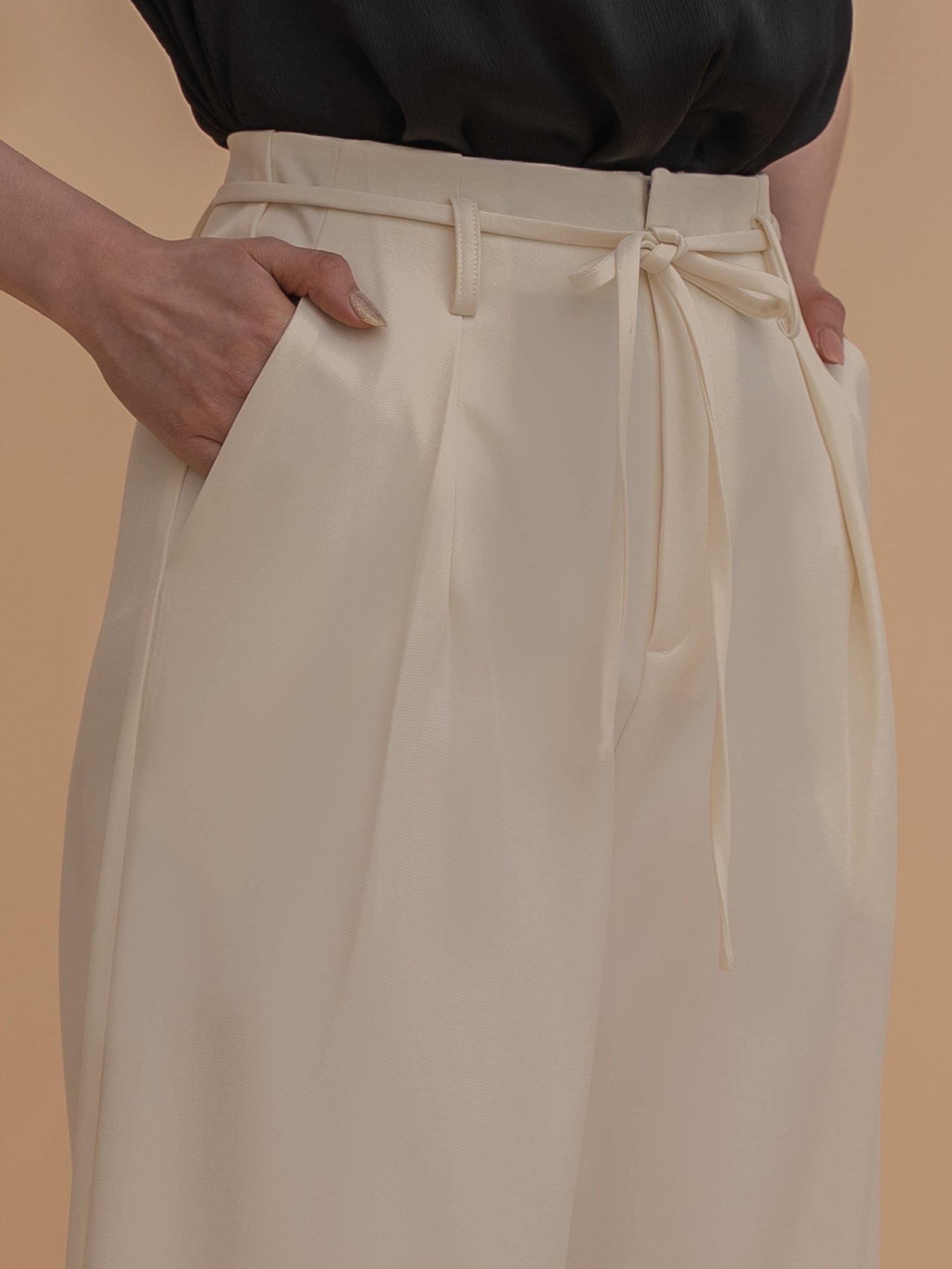 High-Waist Tie Trousers
