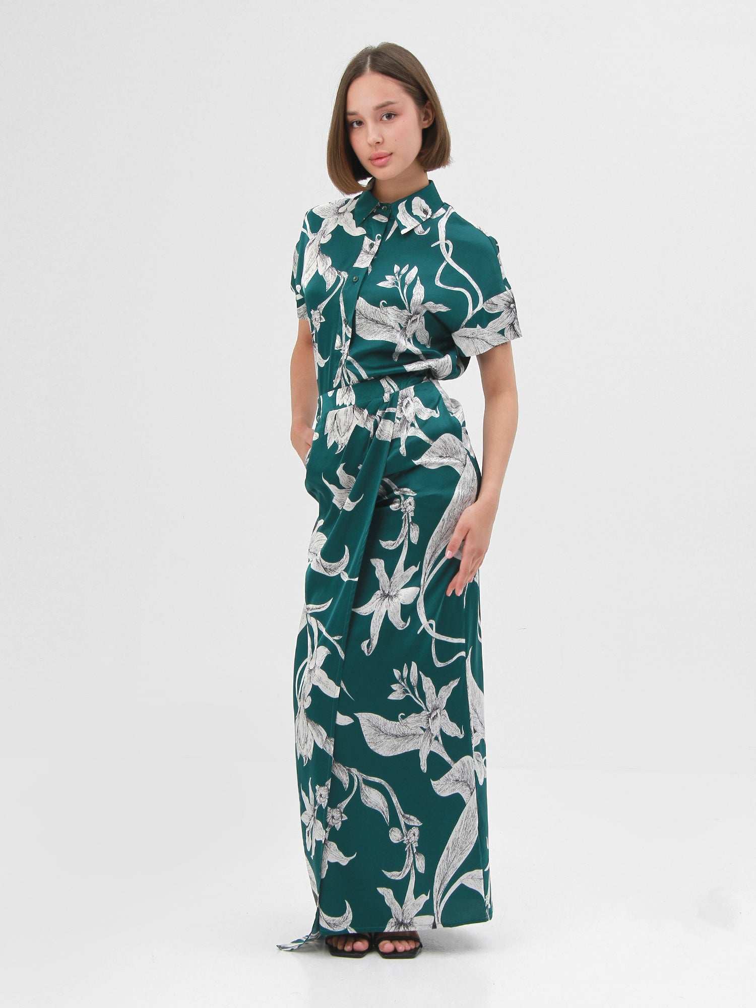 Alyaa Satin Skirt