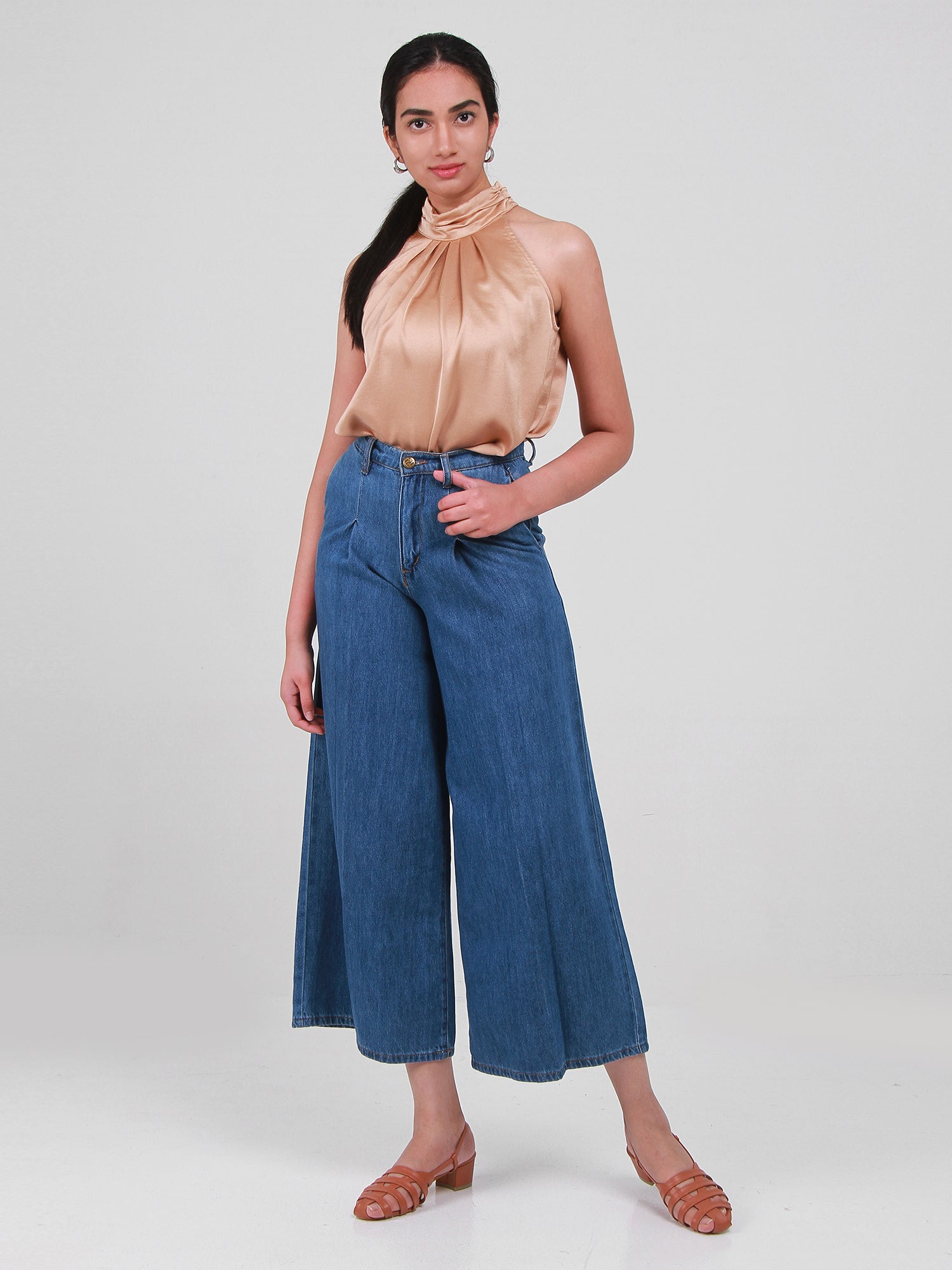 Noah Wide Leg Jeans