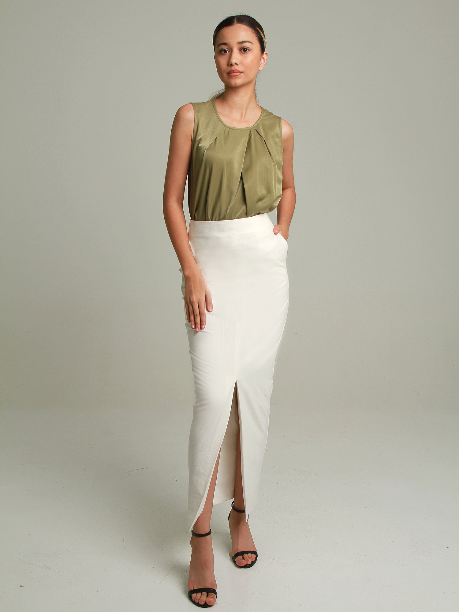 Cleo Linen Front Slit Maxi Skirt