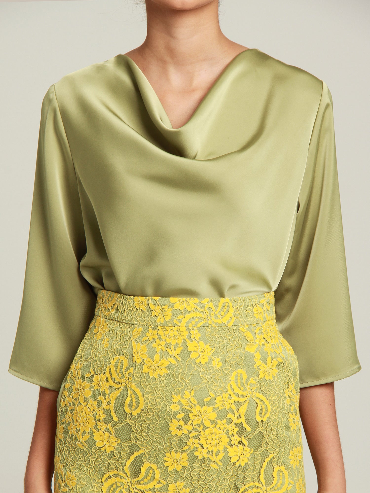 Laili Modern Kurung Set