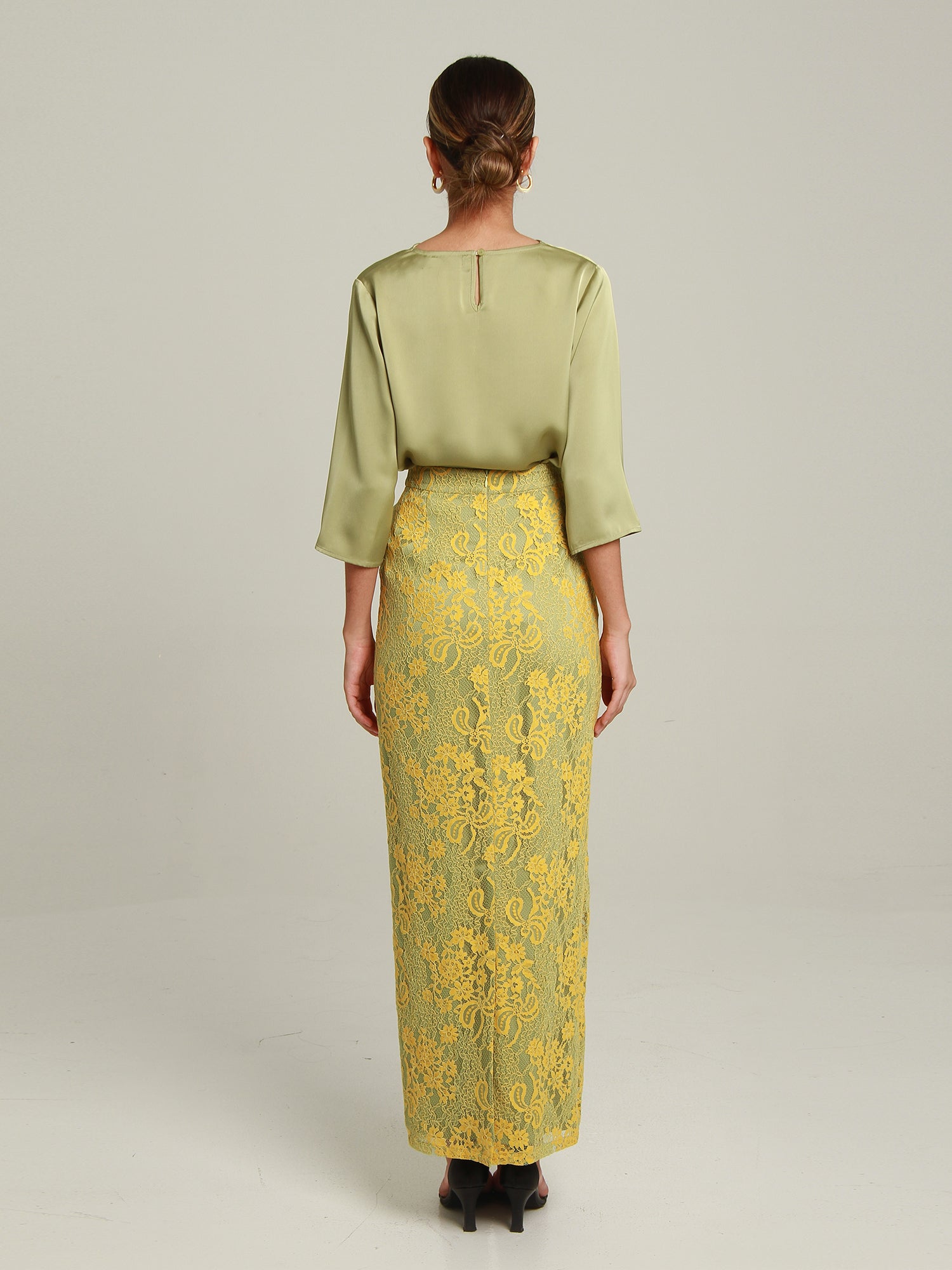 Laili Modern Kurung Set