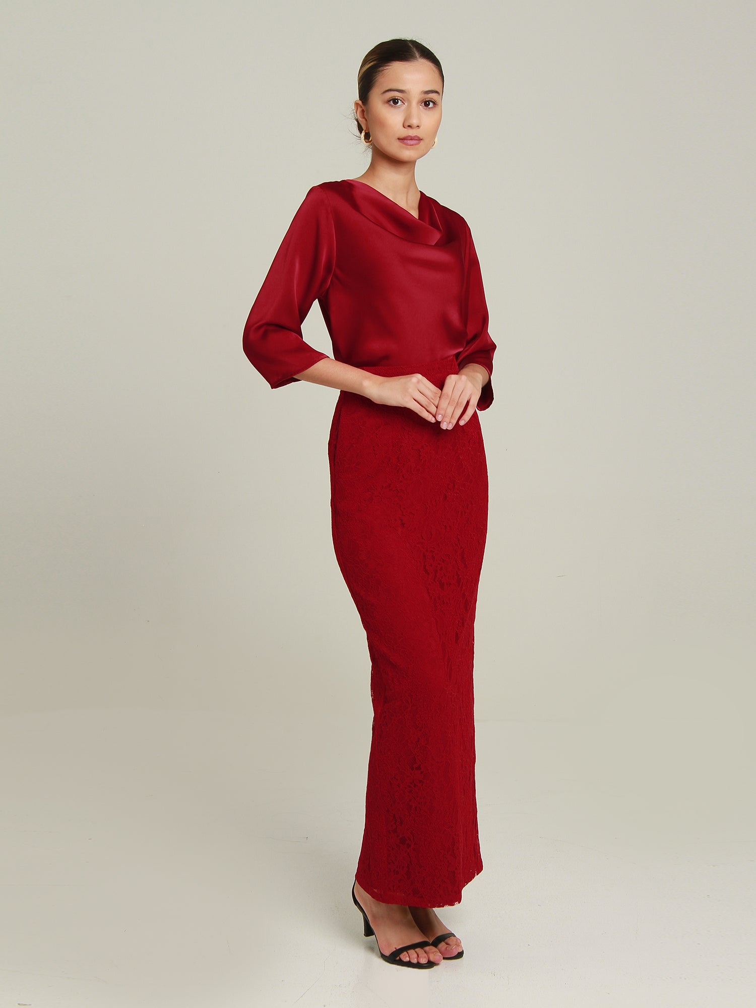 Laili Modern Kurung Set