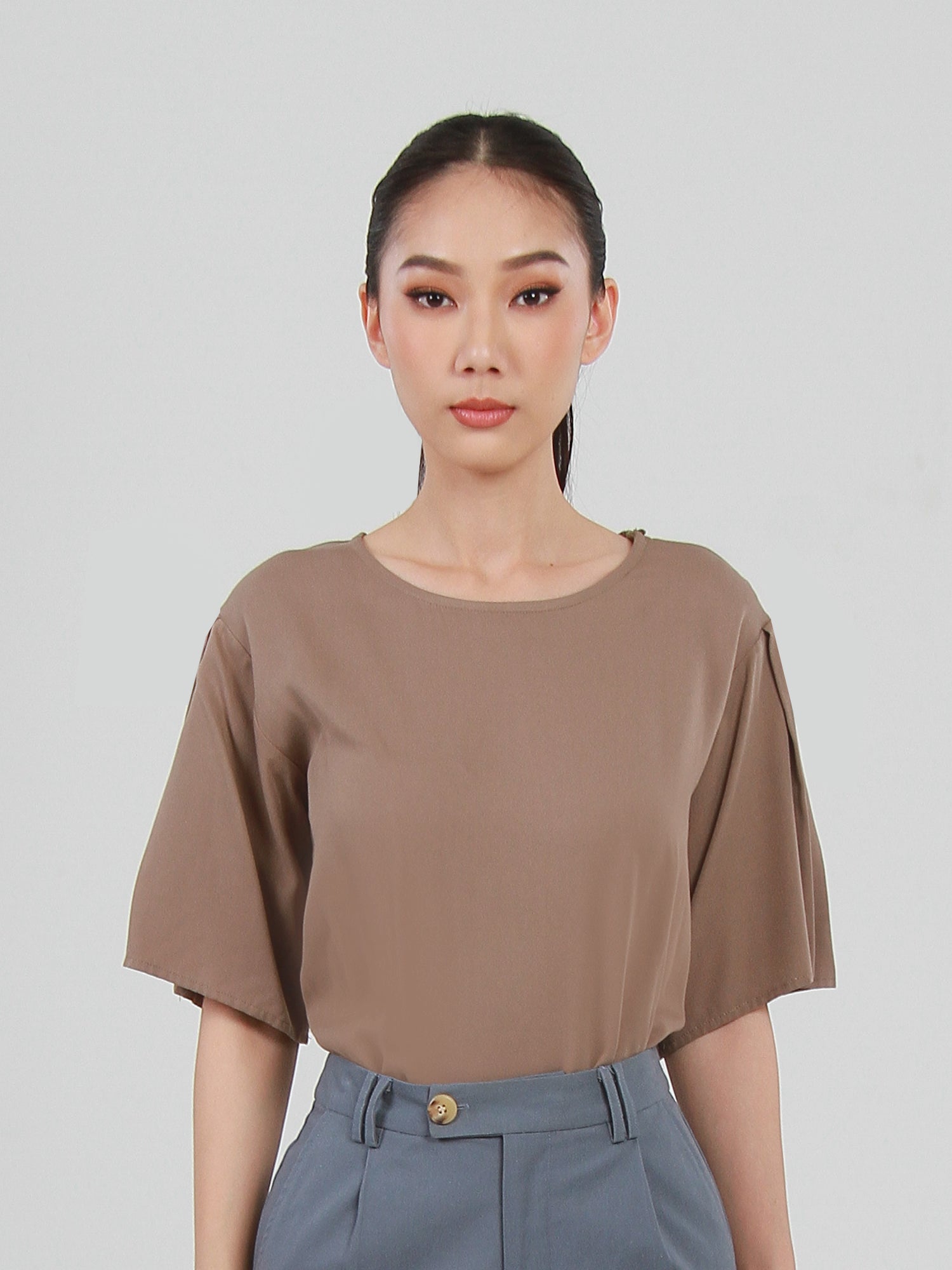 Lucy Viscose Pleated Sleeves Top