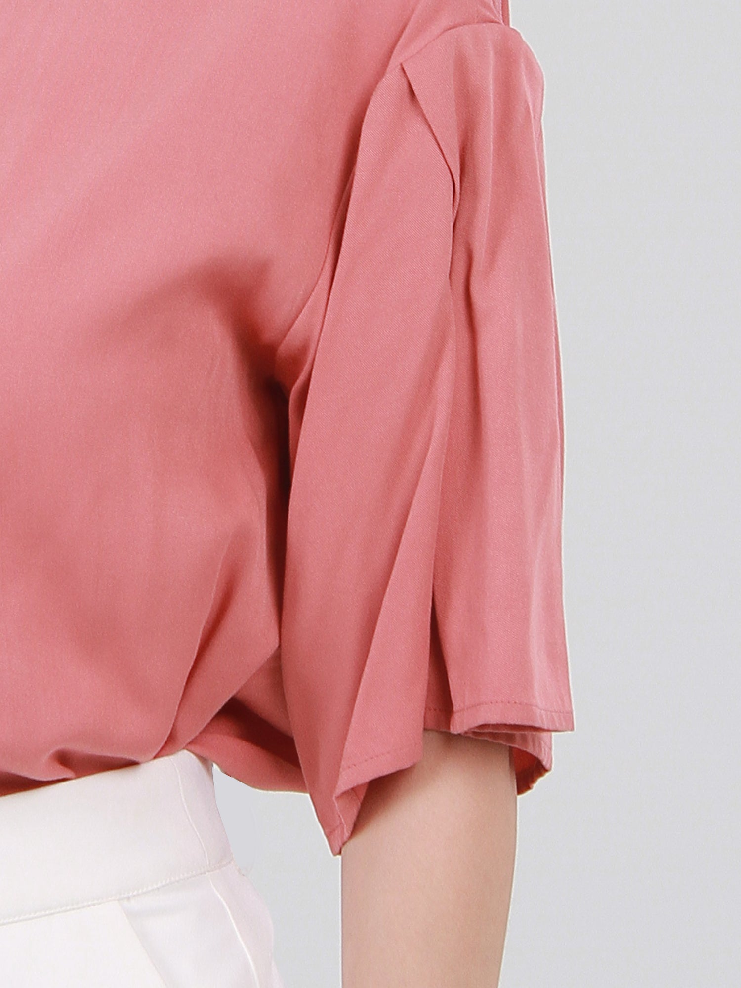 Lucy Viscose Pleated Sleeves Top