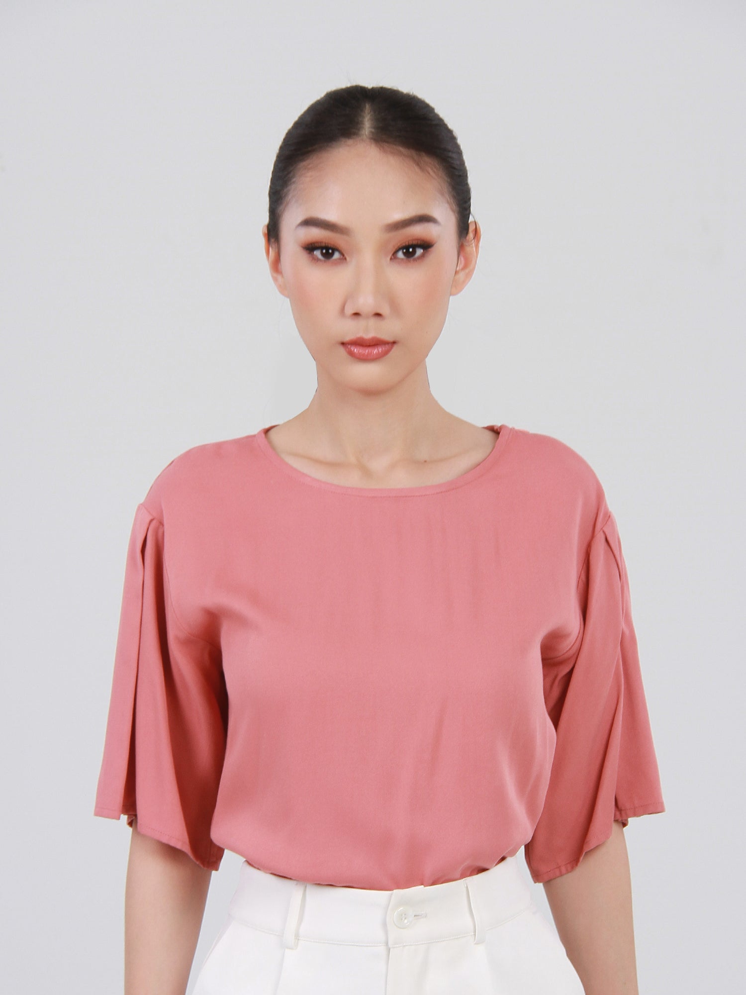 Lucy Viscose Pleated Sleeves Top
