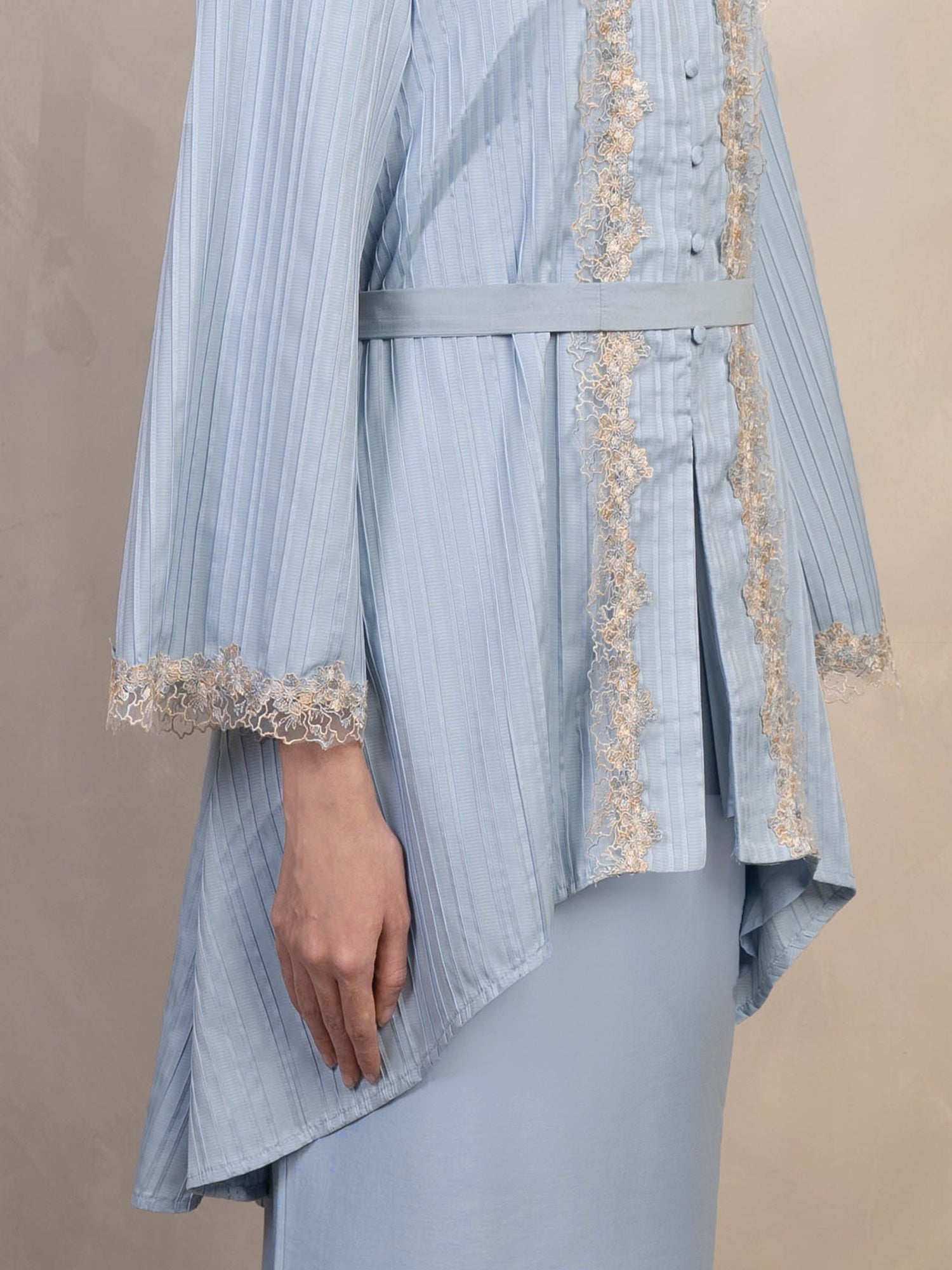 Nazra Kebarung Set