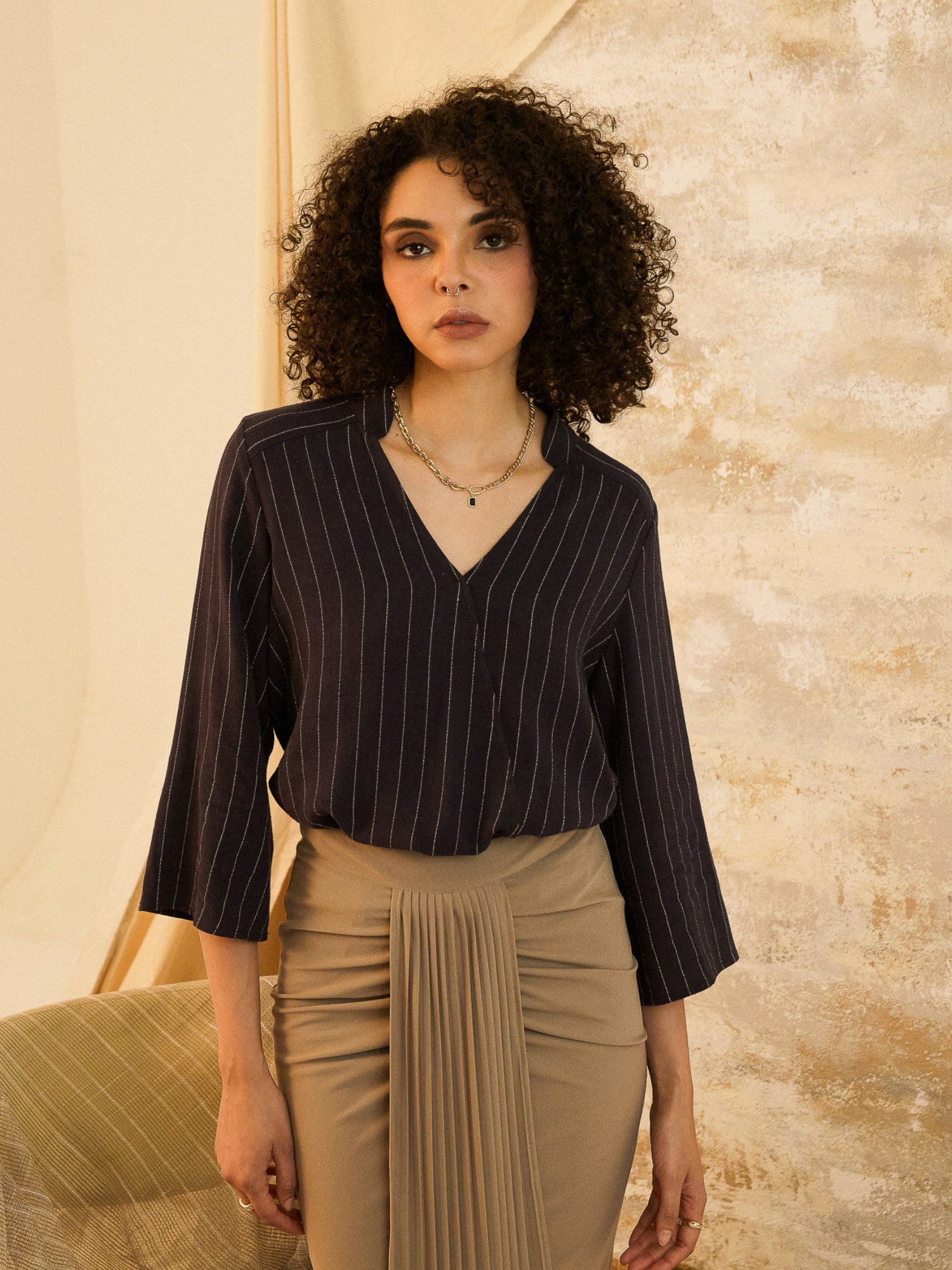Kaelyn Linen Cropped Sleeve Top