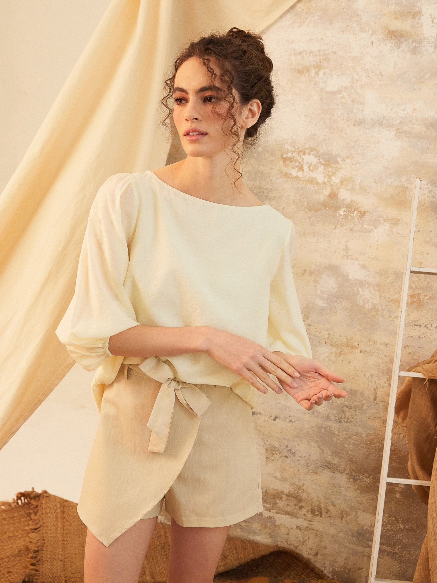 Eris Blouson Sleeve Top