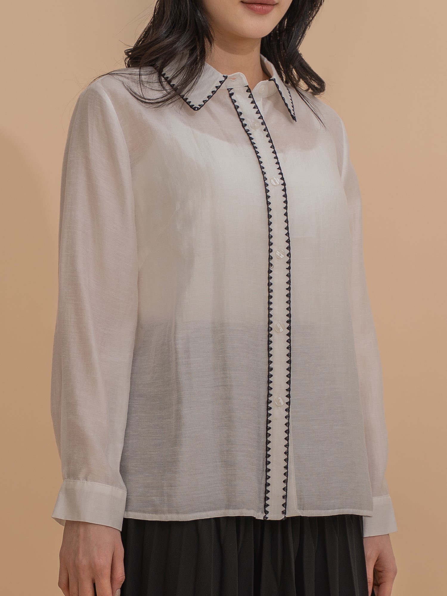 Piping Embroidery Collar Shirt