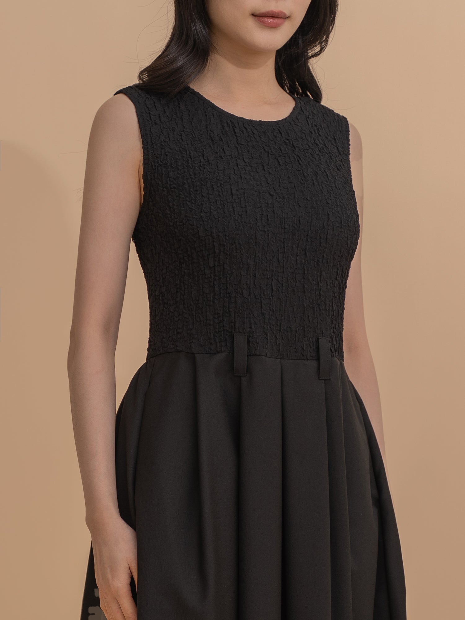 Texture Pleated Midi Dress