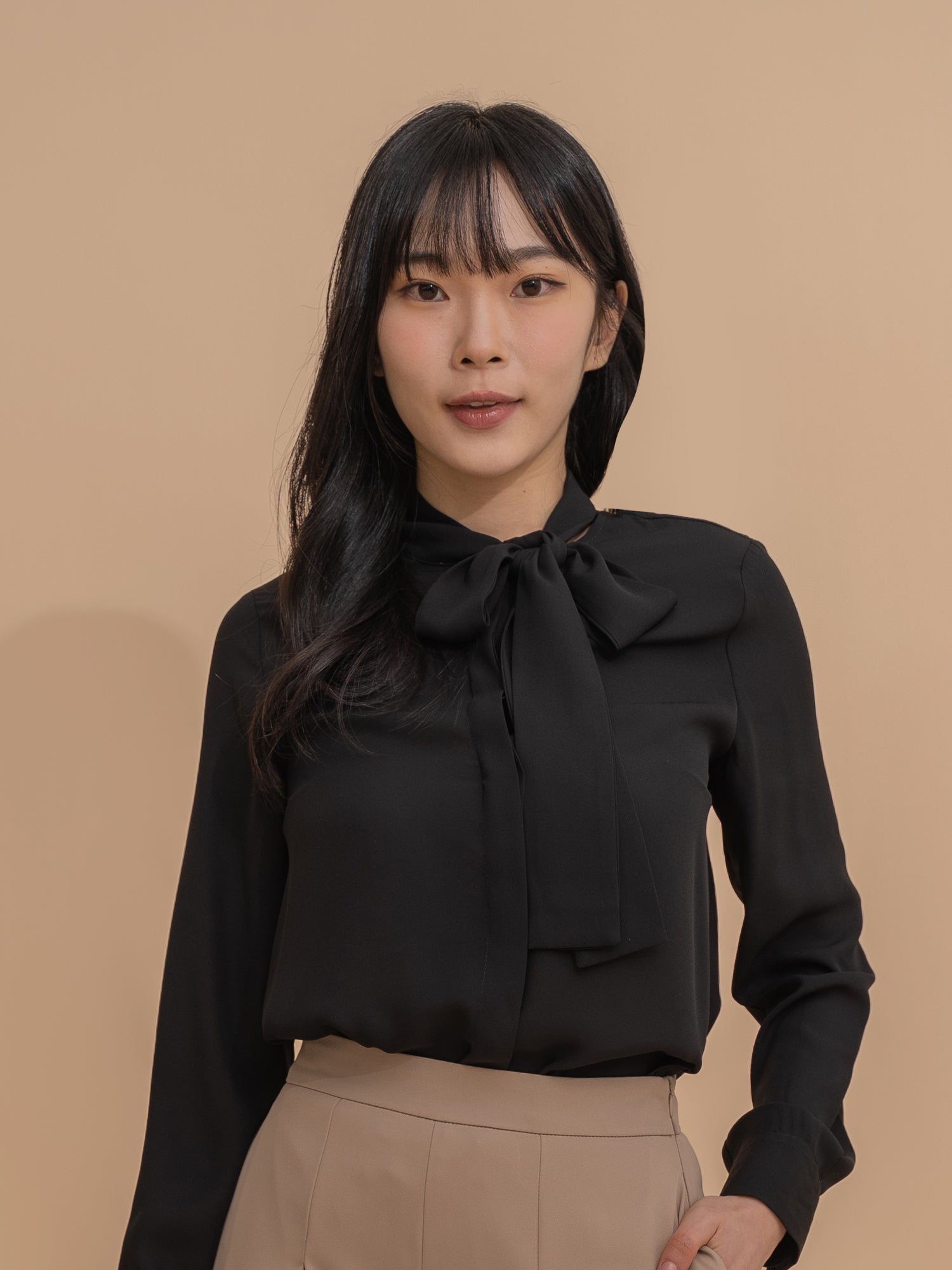 Tie-Neck Elegant Blouse