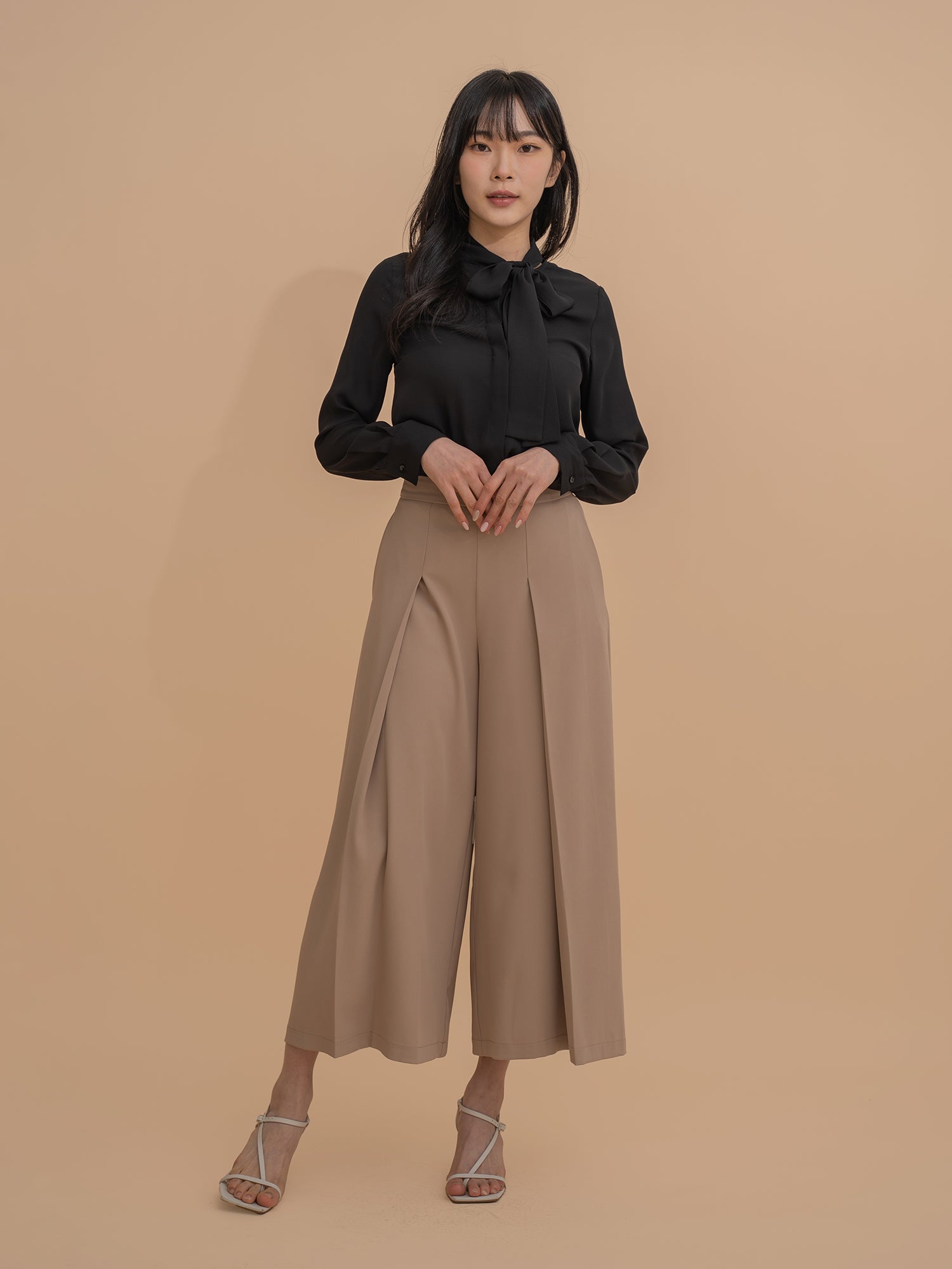 Tie-Neck Elegant Blouse