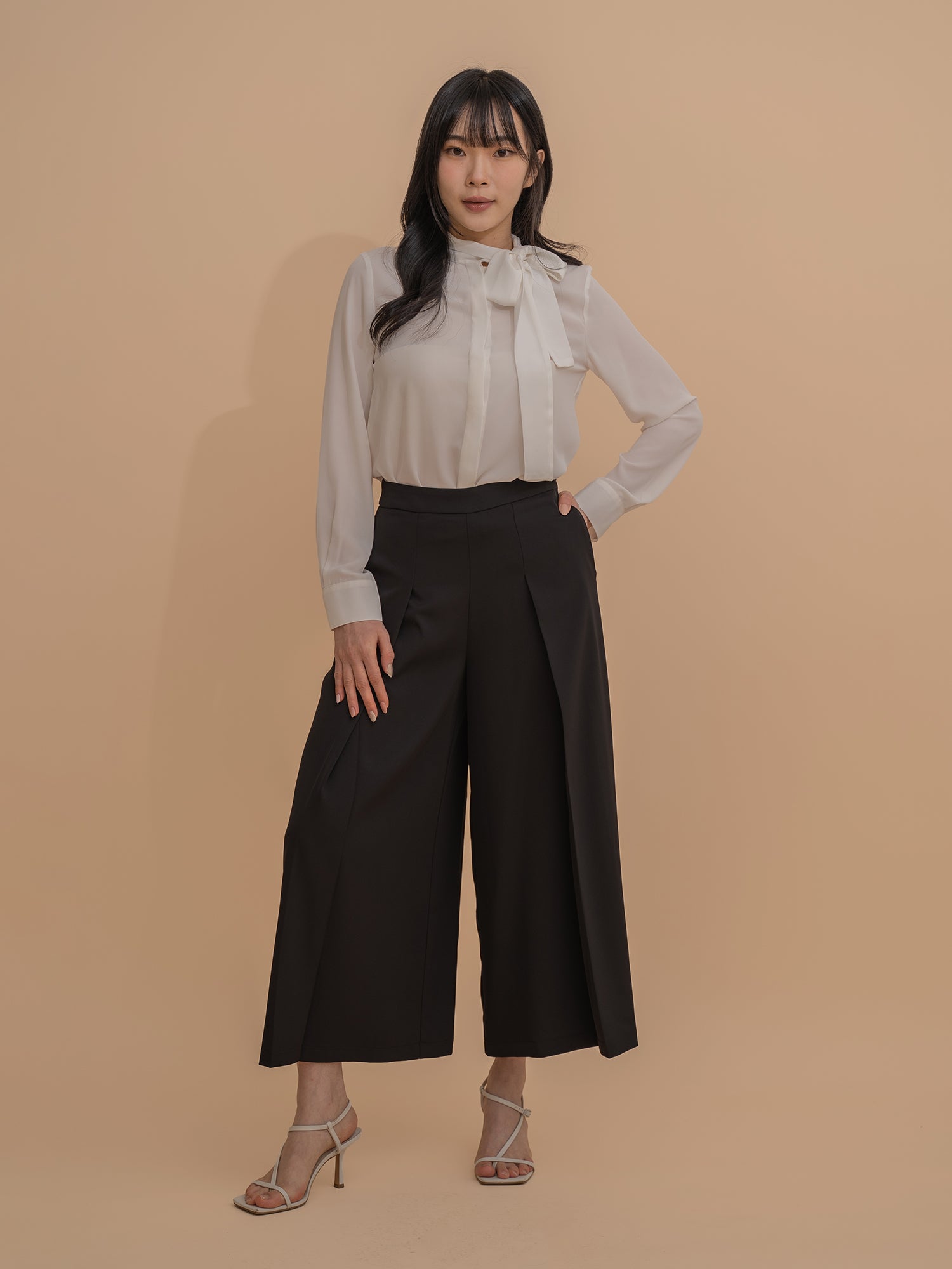 Tie-Neck Elegant Blouse