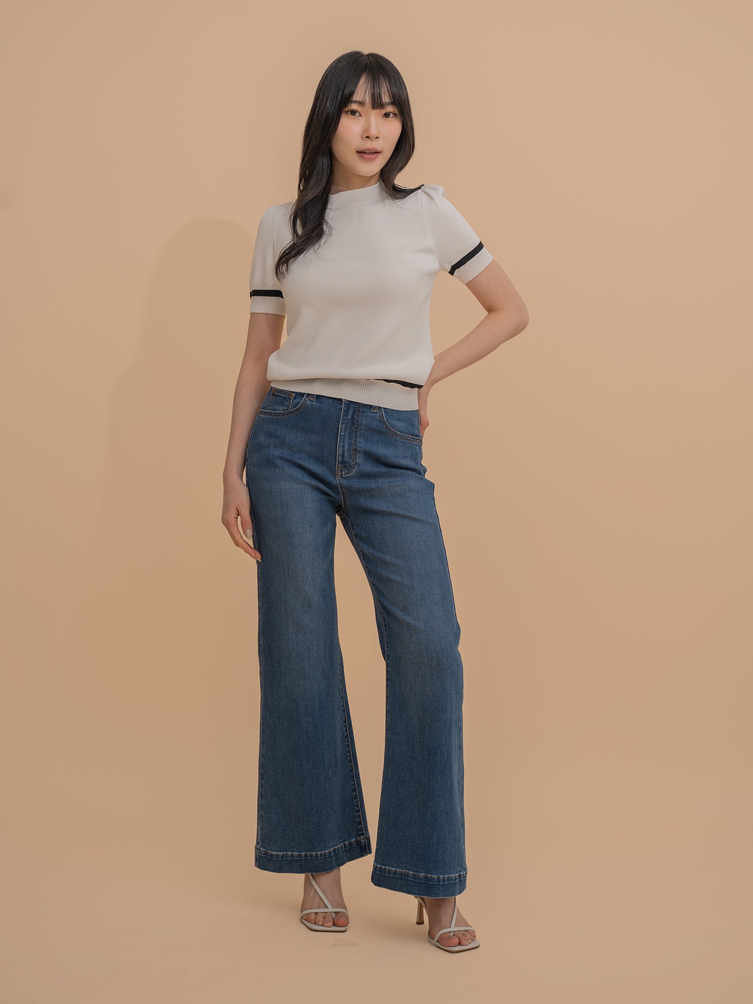 Trimmed Short Sleeve Knit Top
