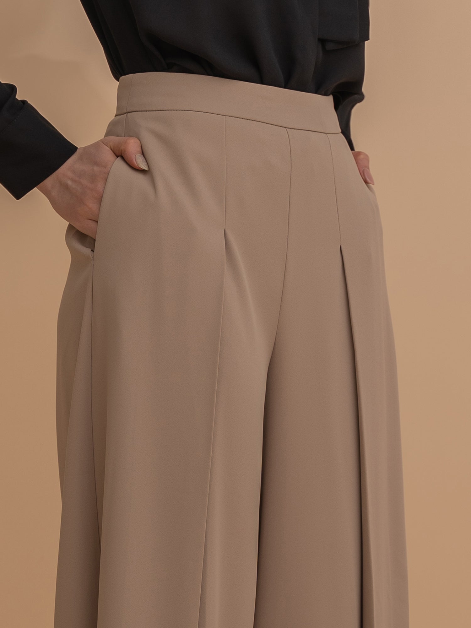 Wide-Leg Pleated Culottes