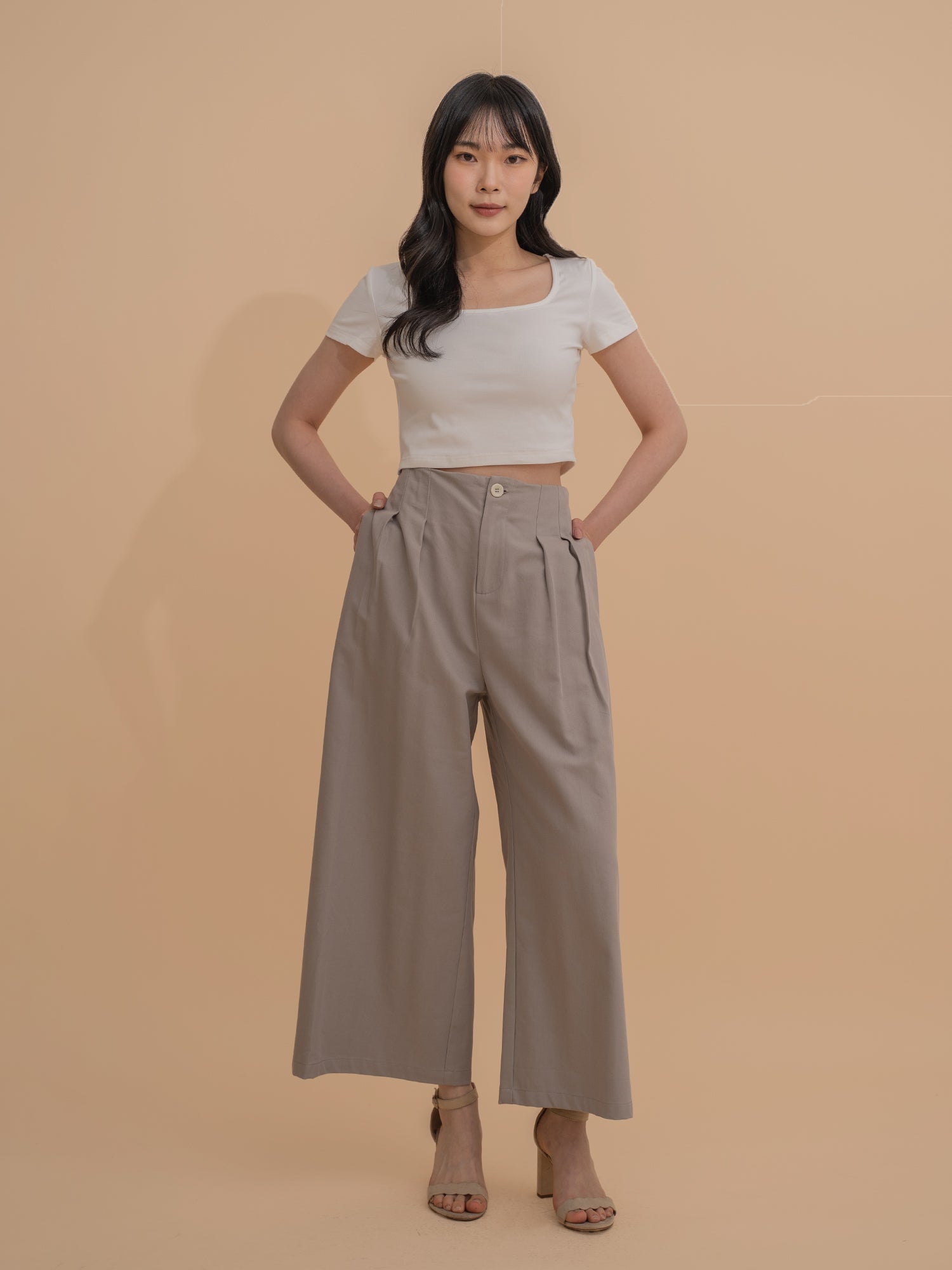 Wide-Leg Pleated Trousers