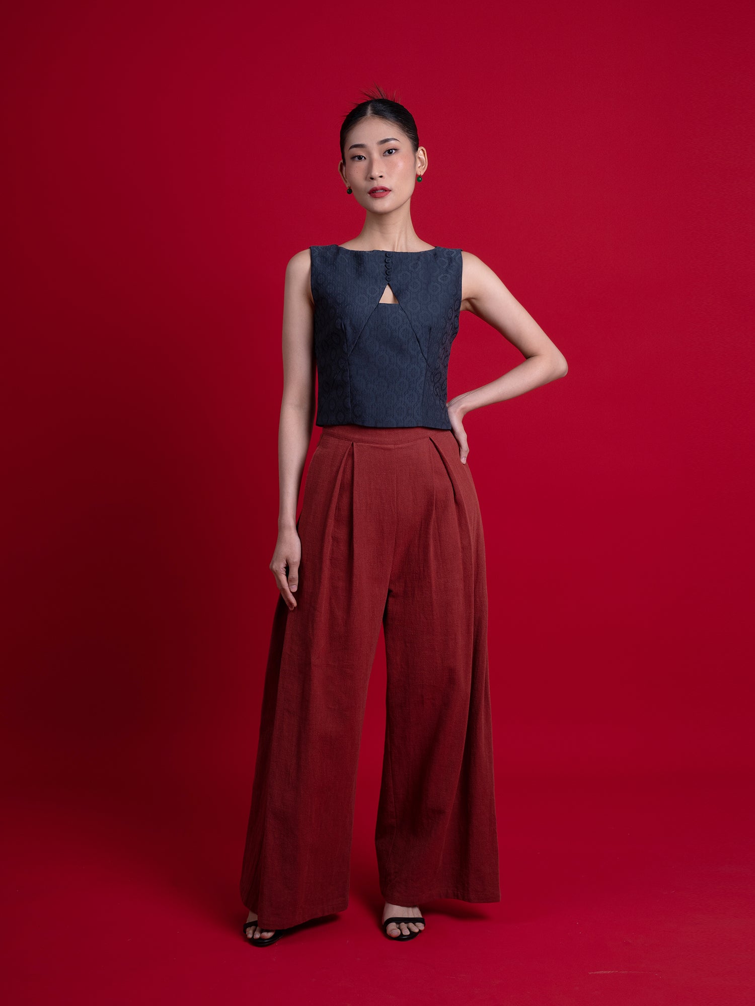 Xin Yan Crop Top