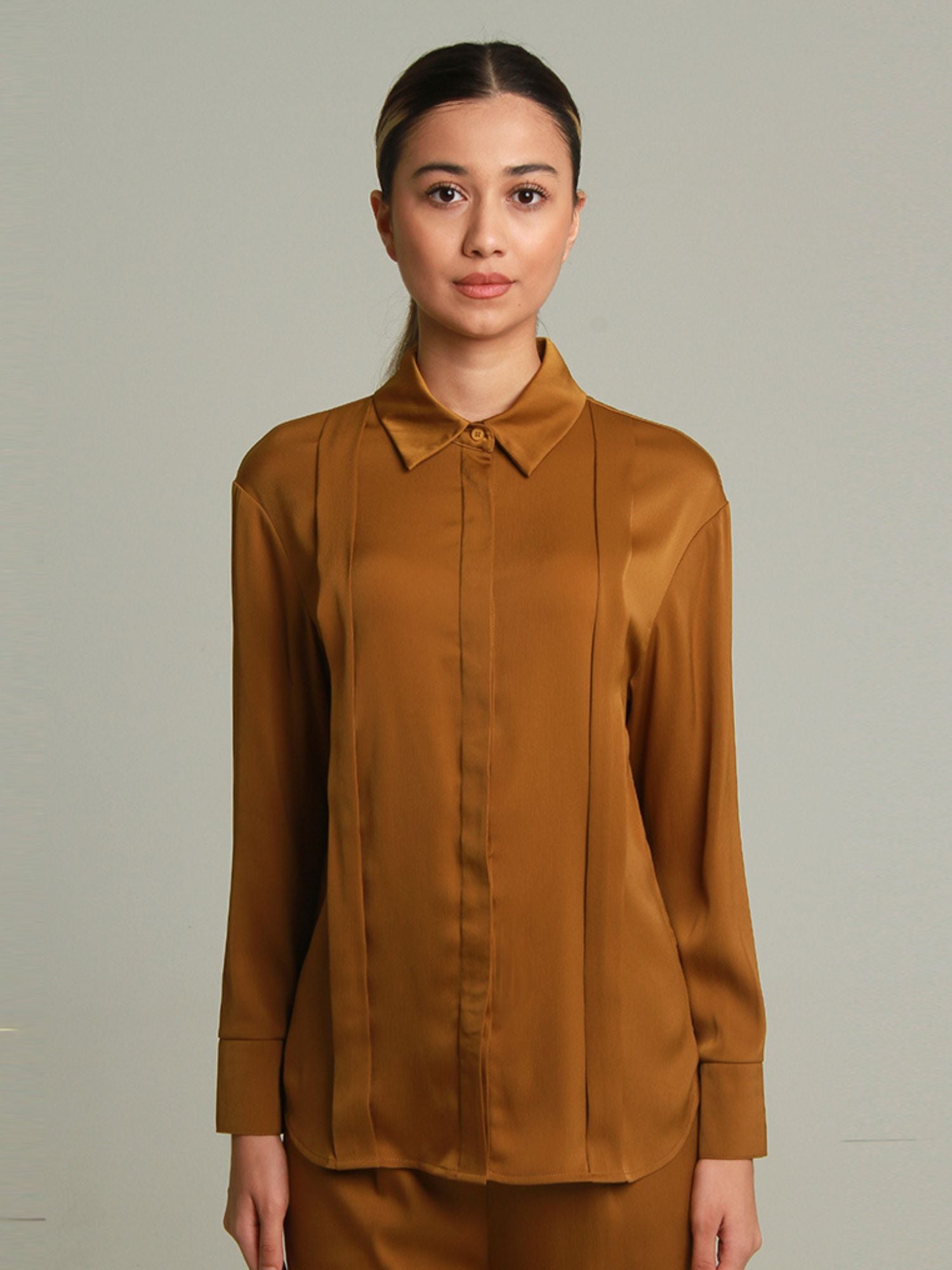 Tara Long Sleeve Dual Pleat Shirt
