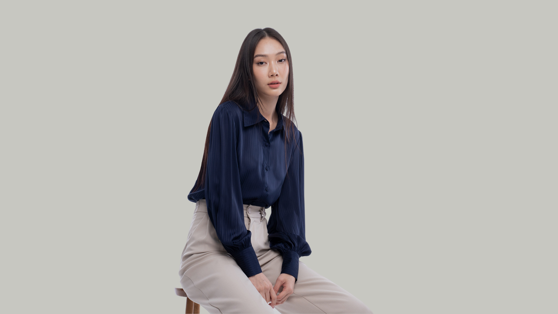 RAEA’s Guide to Building a Capsule Wardrobe for the Modern Malaysian Woman