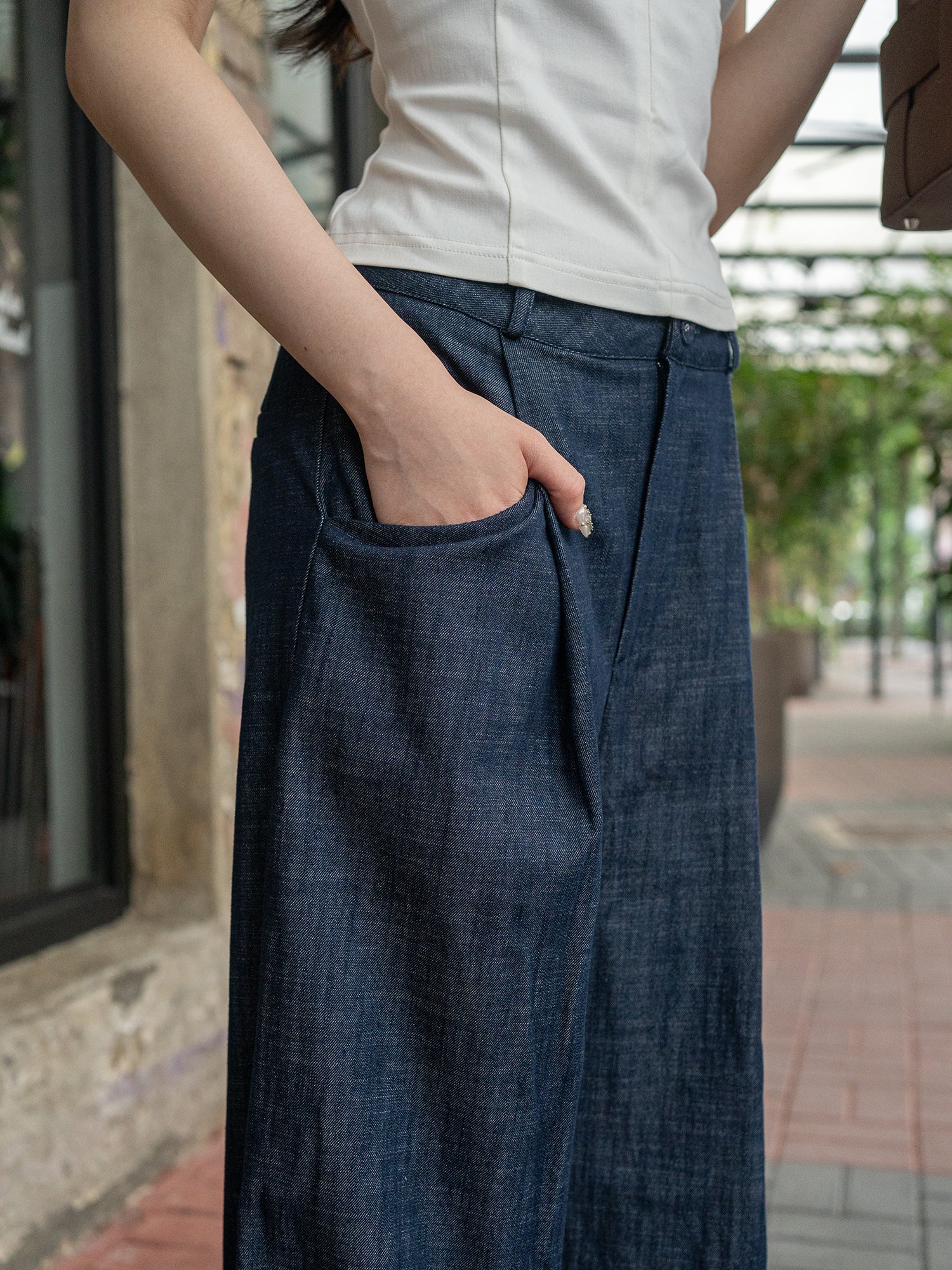 Wide-Leg Pleated Denim Pants