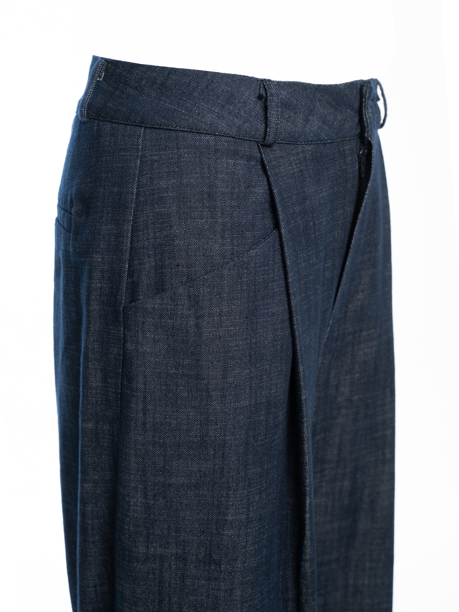 Wide-Leg Pleated Denim Pants