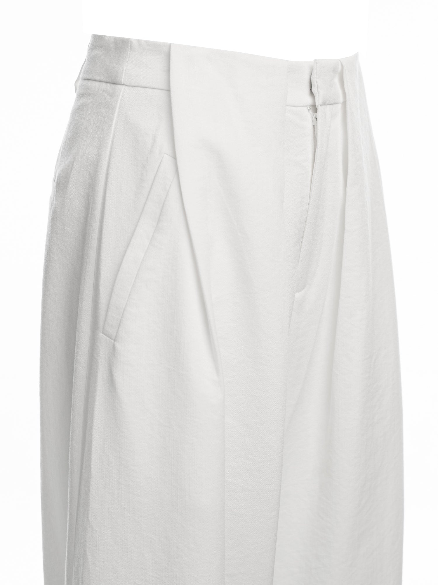 Pleated Wide-Leg Pants